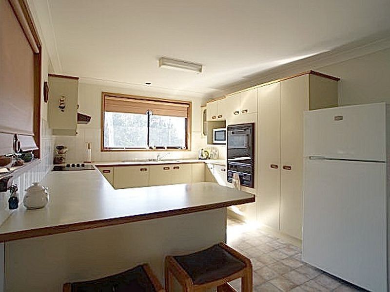 3 Myamba Parade, Surfside NSW 2536