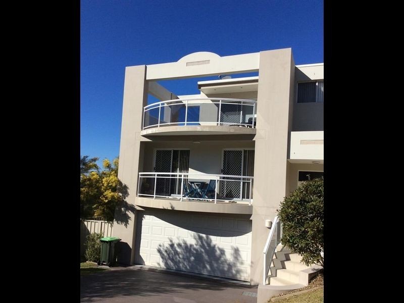 3b Henry Place, Long Beach NSW 2536