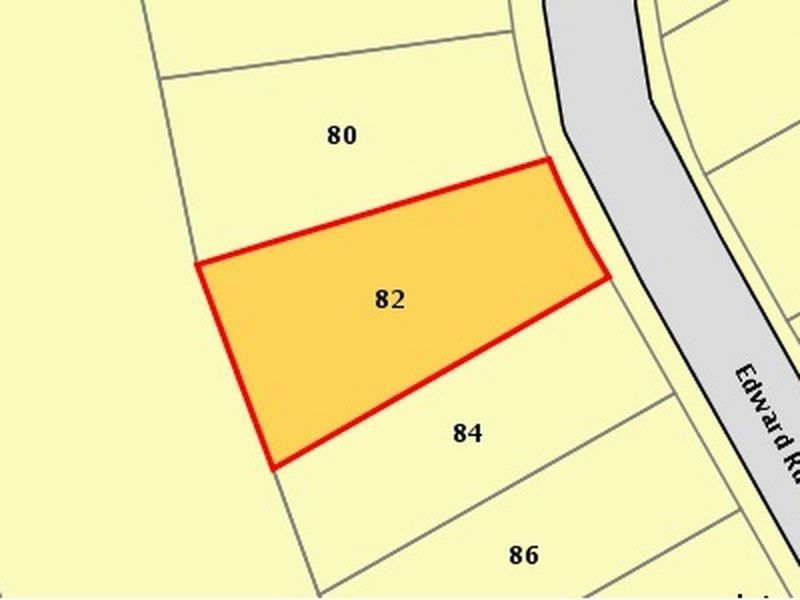 82 Edward Road, Batehaven NSW 2536