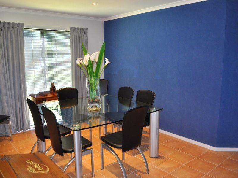 6 Burri Palm Way, Batemans Bay North NSW 2536