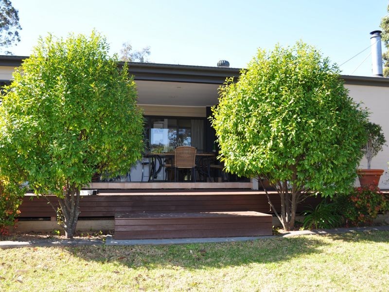 6 Burri Palm Way, Batemans Bay North NSW 2536
