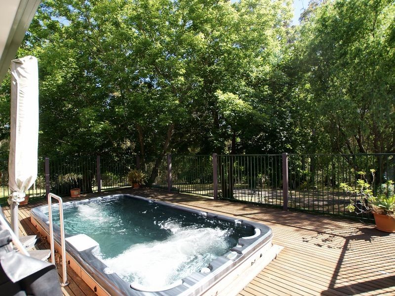 5 Benjamin Drive, Long Beach NSW 2536