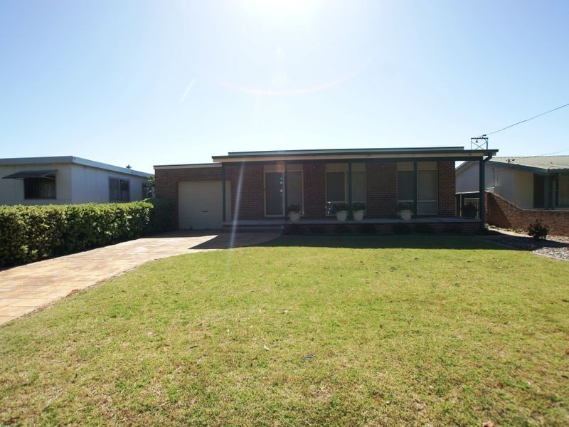 40 Sunpatch Parade, Tomakin NSW 2537