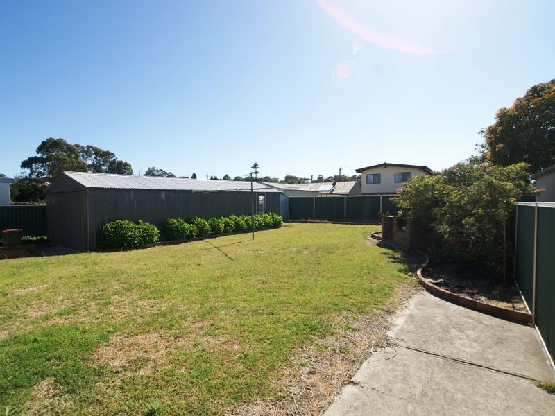 40 Sunpatch Parade, Tomakin NSW 2537