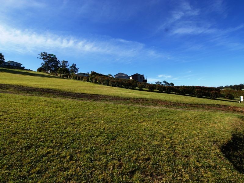 189 George Bass Drive, Surf Beach NSW 2536