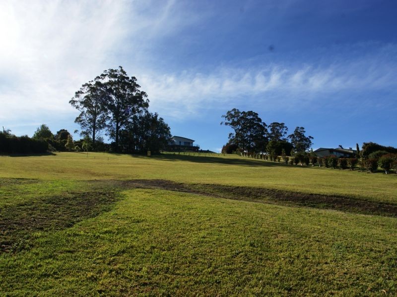 189 George Bass Drive, Surf Beach NSW 2536