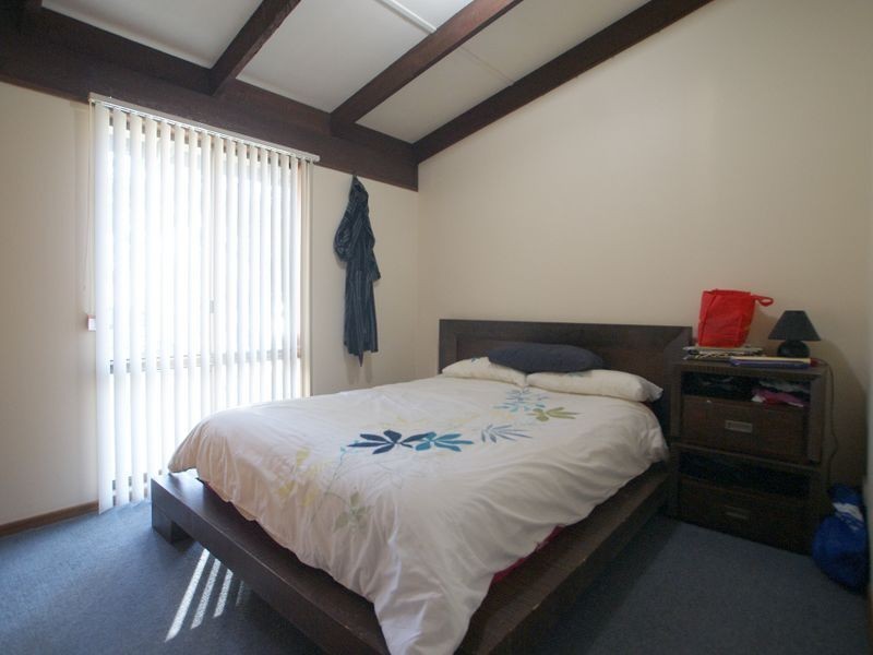 9 Flinders Way, Surf Beach NSW 2536