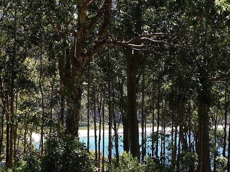 26 Depot Beach Road, Batehaven NSW 2536