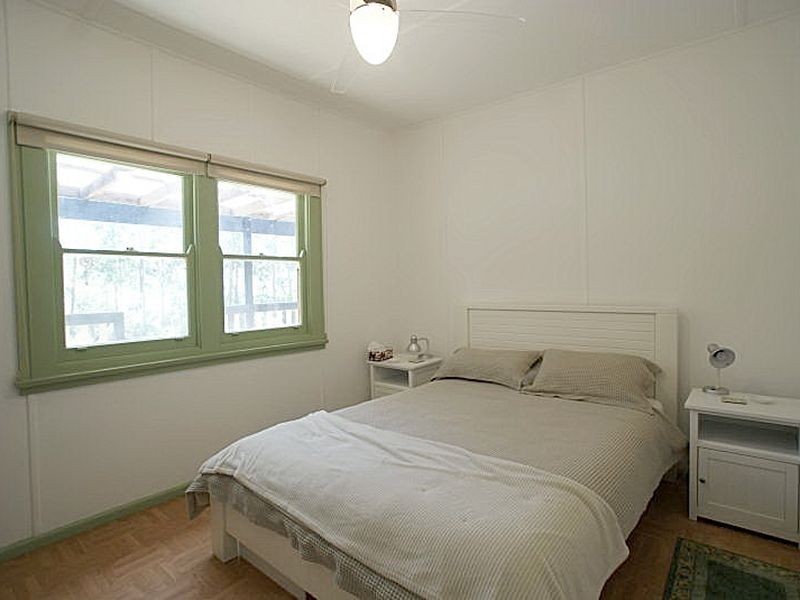 26 Depot Beach Road, Batehaven NSW 2536