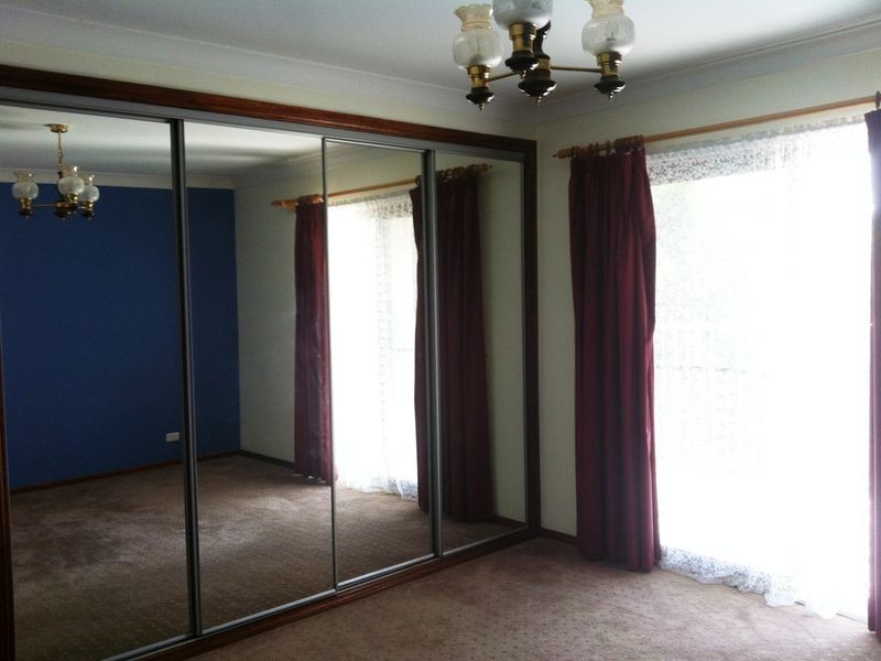 42 OCEAN AVENUE, Surf Beach NSW 2536