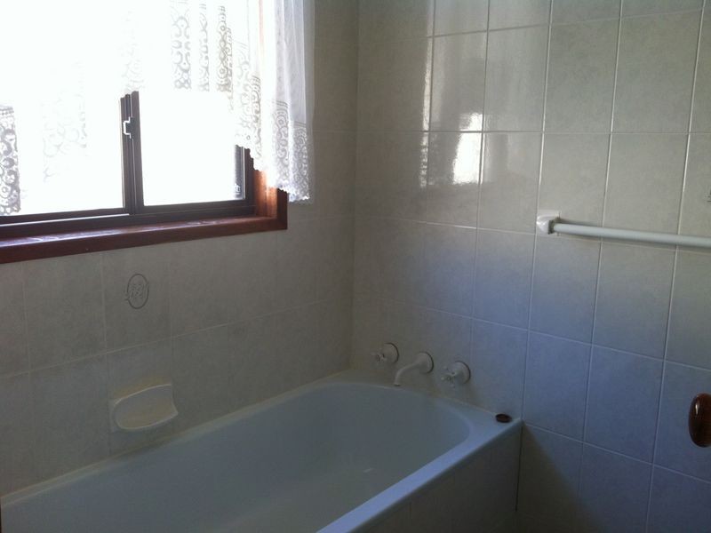 42 OCEAN AVENUE, Surf Beach NSW 2536