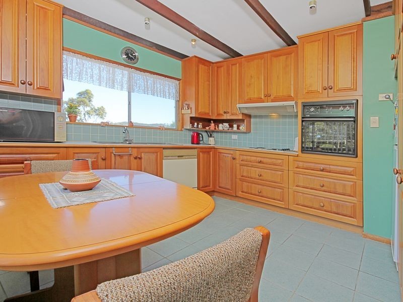 610 Beach Road, Surf Beach NSW 2536