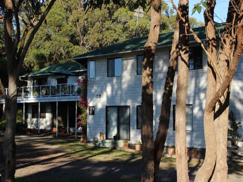 11 Alcheringa Lane, Bingie NSW 2537