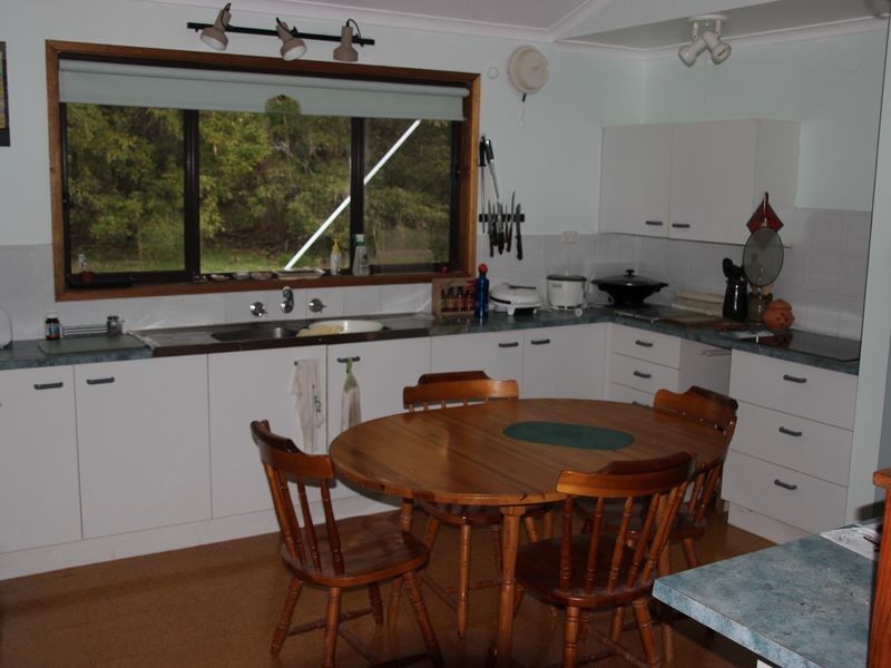 11 Alcheringa Lane, Bingie NSW 2537