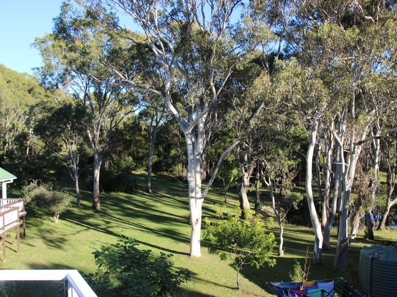 11 Alcheringa Lane, Bingie NSW 2537