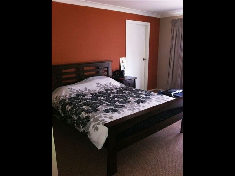 12 Berry Place, Surf Beach NSW 2536