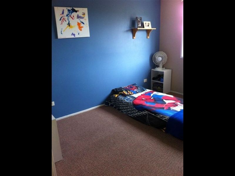 12 Berry Place, Surf Beach NSW 2536