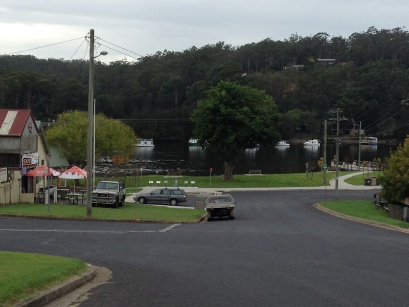 6 Currowan St, Nelligen NSW 2536