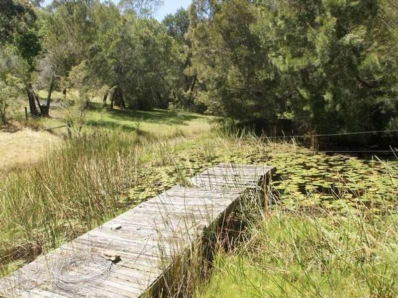 1A Barlings Drive, Tomakin NSW 2537