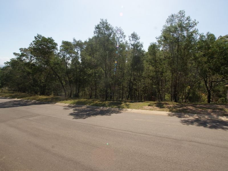 17 Broomfield Crescent, Long Beach NSW 2536