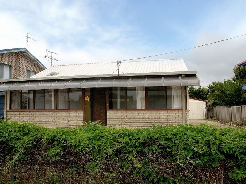 9 Red Hill Parade, Tomakin NSW 2537