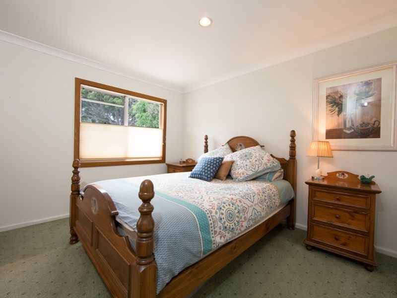 25 Joseph Street, Batehaven NSW 2536