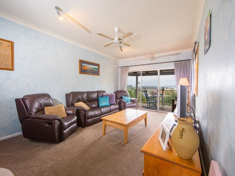 25 Joseph Street, Batehaven NSW 2536