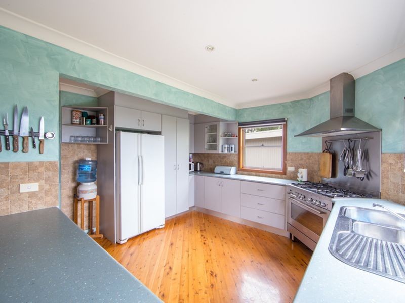 25 Joseph Street, Batehaven NSW 2536