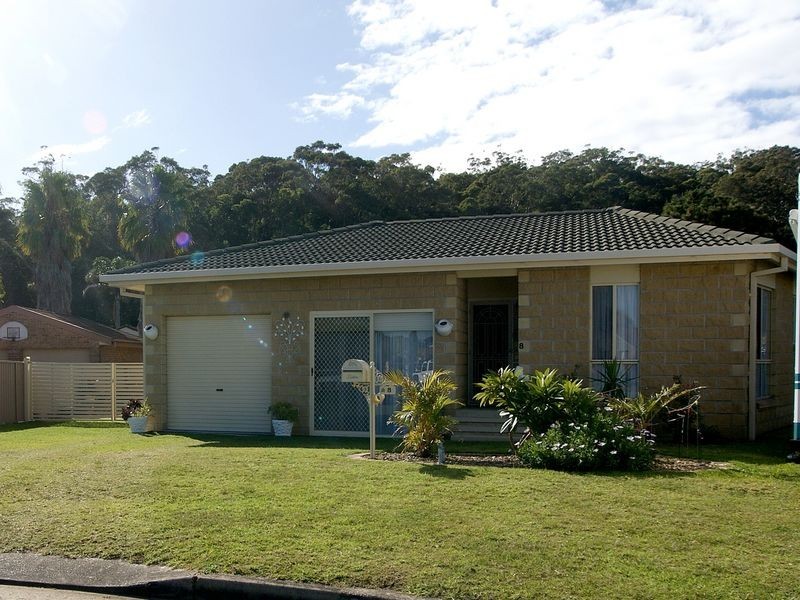 8 Eugenia Place, Maloneys Beach NSW 2536