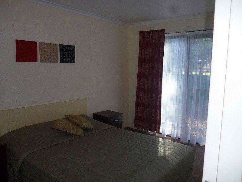 17/2-6 Matthew Parade, Batehaven NSW 2536