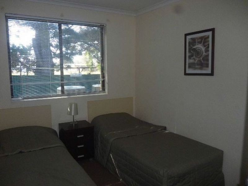 17/2-6 Matthew Parade, Batehaven NSW 2536