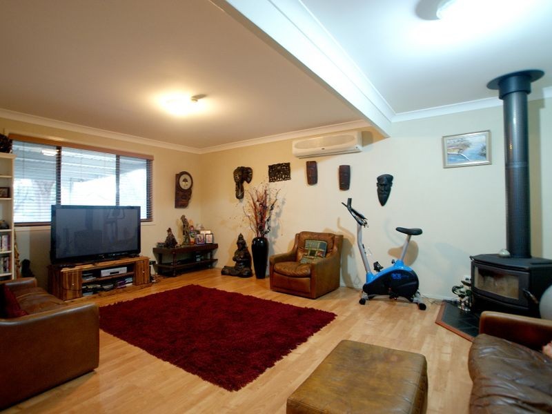 19 Clare Crescent, Batehaven NSW 2536