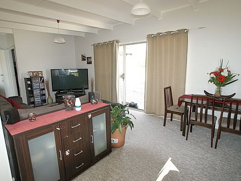 24 Moorong Crescent, Malua Bay NSW 2536