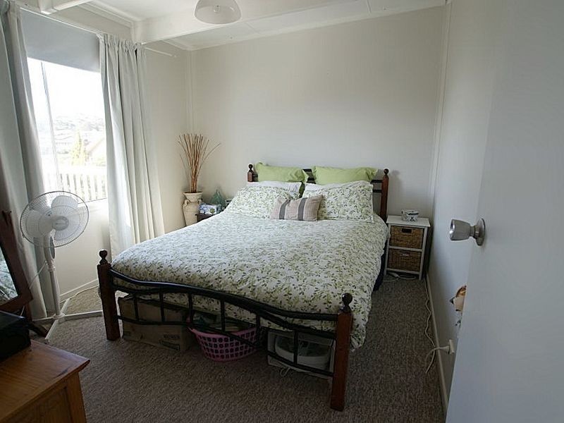 24 Moorong Crescent, Malua Bay NSW 2536