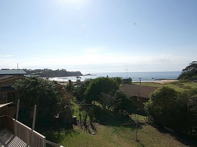 24 Moorong Crescent, Malua Bay NSW 2536