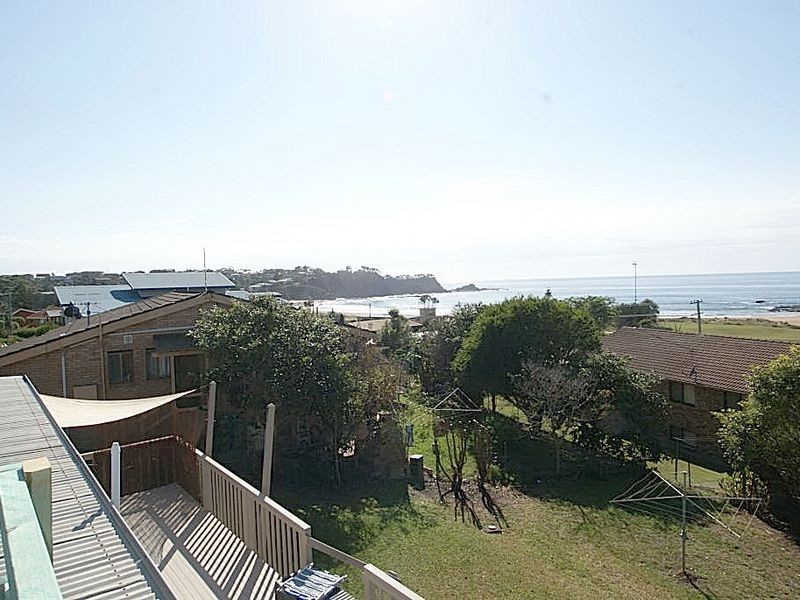 24 Moorong Crescent, Malua Bay NSW 2536