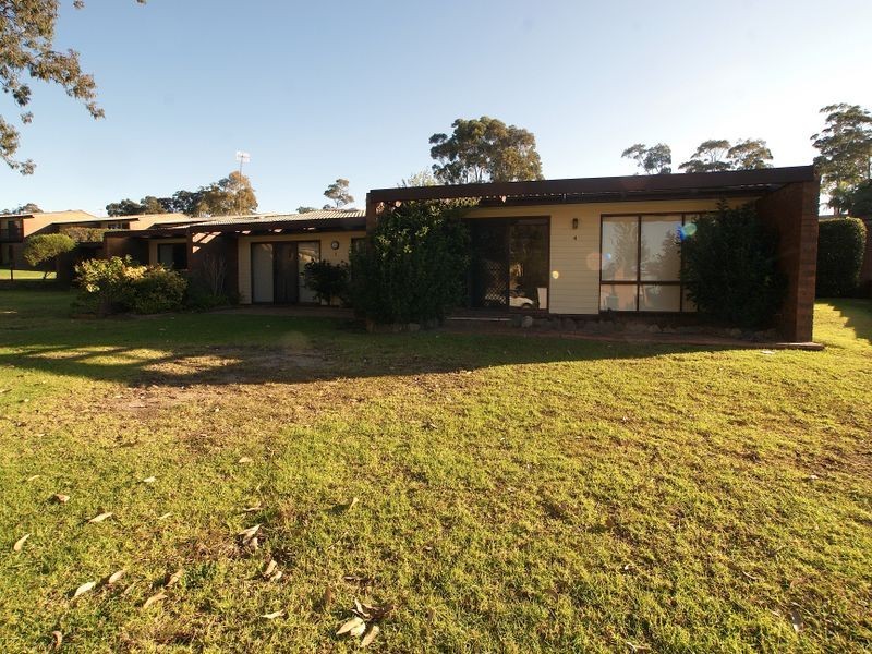 4/12 Parker Avenue, Surf Beach NSW 2536