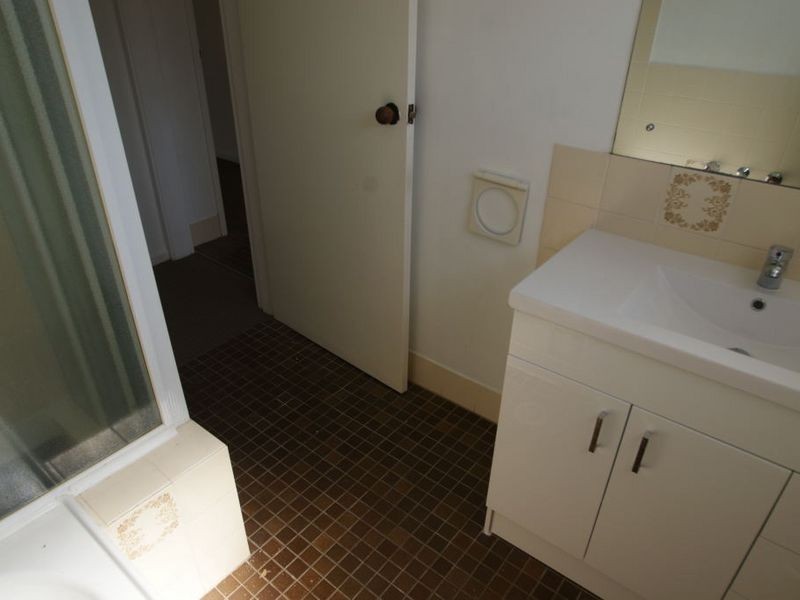 4/12 Parker Avenue, Surf Beach NSW 2536