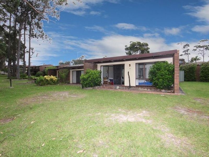 4/12 Parker Avenue, Surf Beach NSW 2536