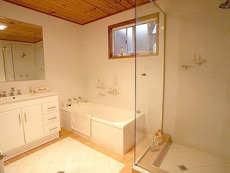 1/28 Calton Road, Batehaven NSW 2536