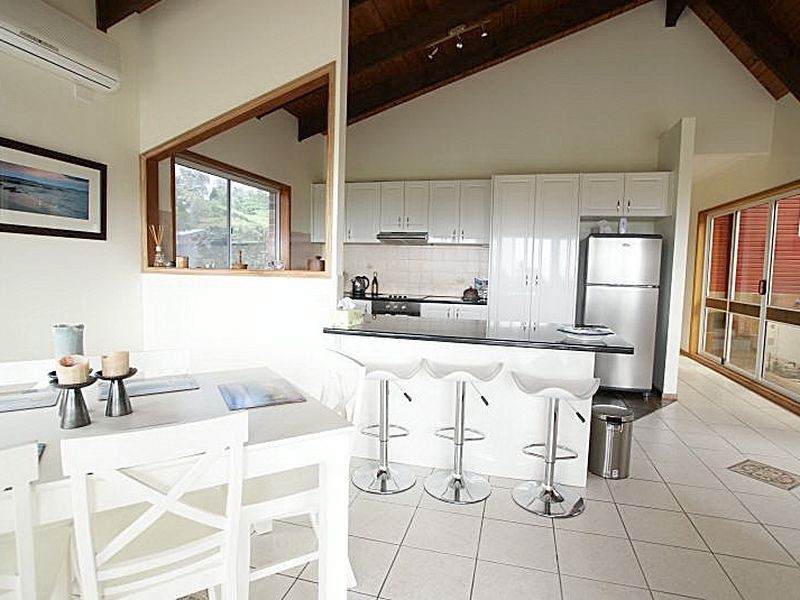 1/28 Calton Road, Batehaven NSW 2536