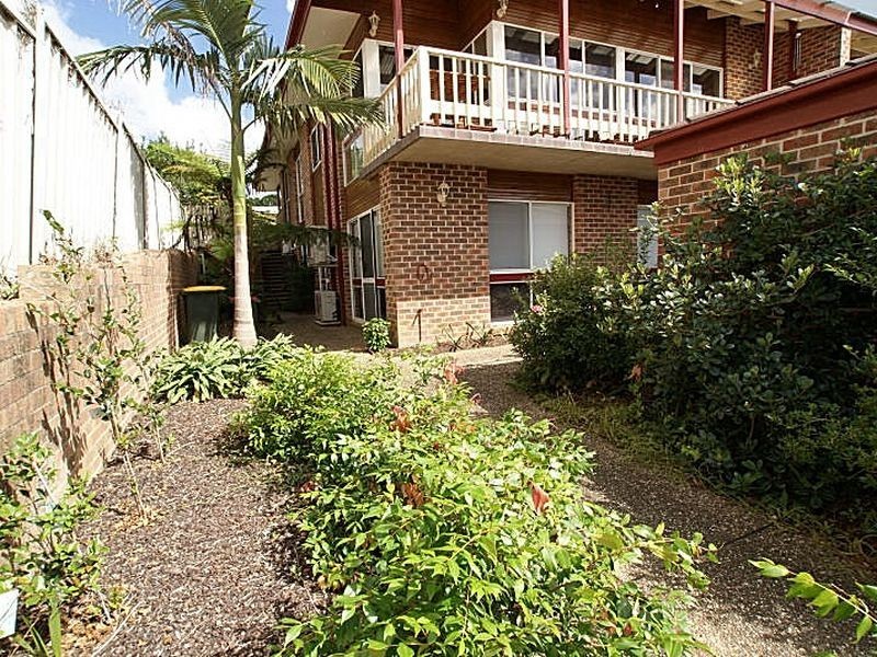 1/28 Calton Road, Batehaven NSW 2536
