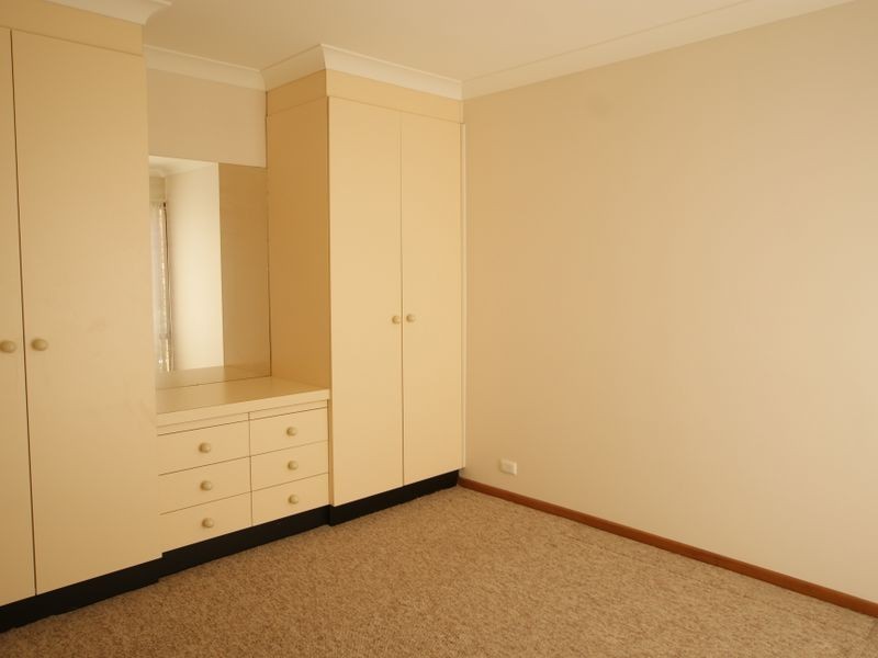 2/6 Eric Fenning Drive, Surf Beach NSW 2536