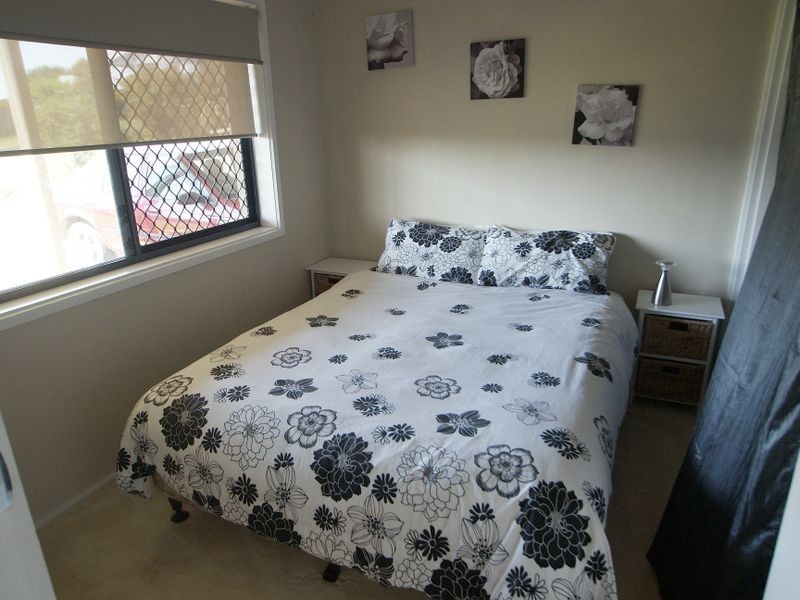 16 Ocean Road, Batehaven NSW 2536