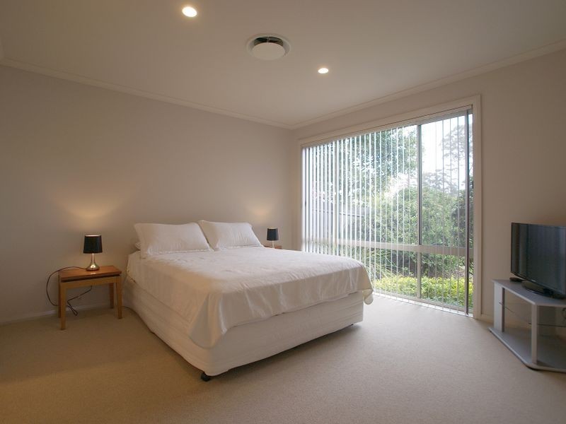 9 Lawson Place, Sunshine Bay NSW 2536