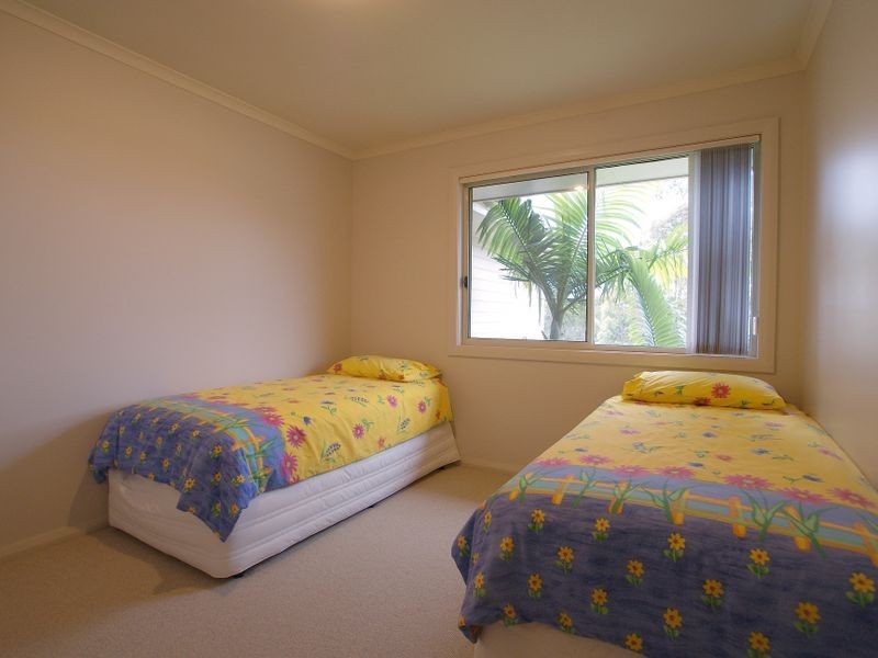 9 Lawson Place, Sunshine Bay NSW 2536