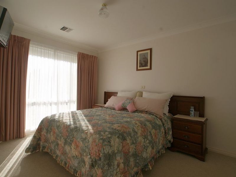 14 Sylvan Street, Malua Bay NSW 2536