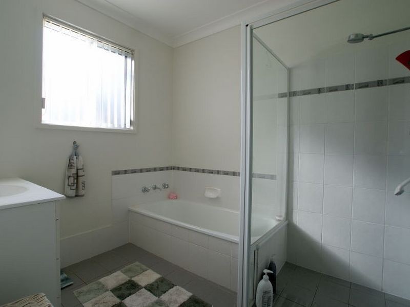 30 Burri Palm Way, Surfside NSW 2536