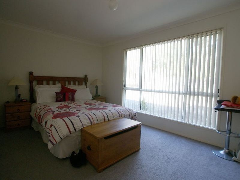 30 Burri Palm Way, Surfside NSW 2536