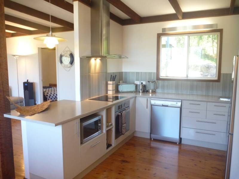 14 Wray ST, Batemans Bay North NSW 2536